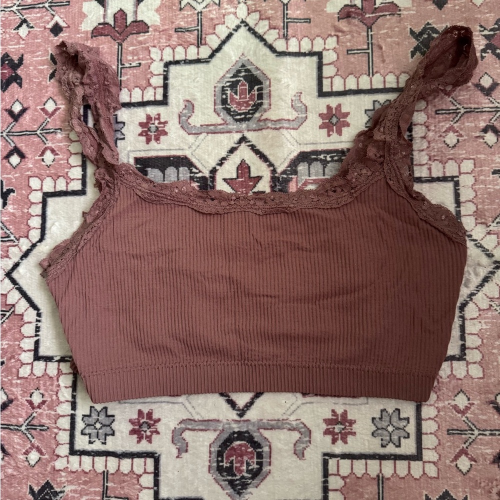 Garage Ribbed Crop Top with Lace in Dusty Rose